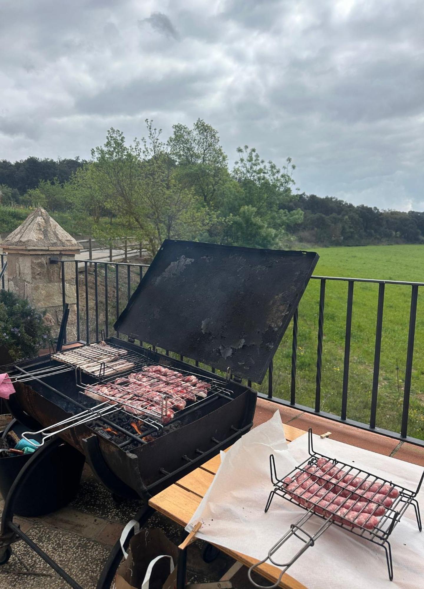 Cal Bisbe, Your Rural Holiday Home Capmany 外观 照片